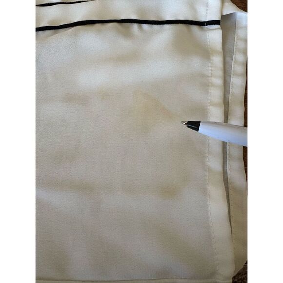 Nicola size 8 women’s French girl button up cream blouse pleated long sleeve col - Picture 7 of 7